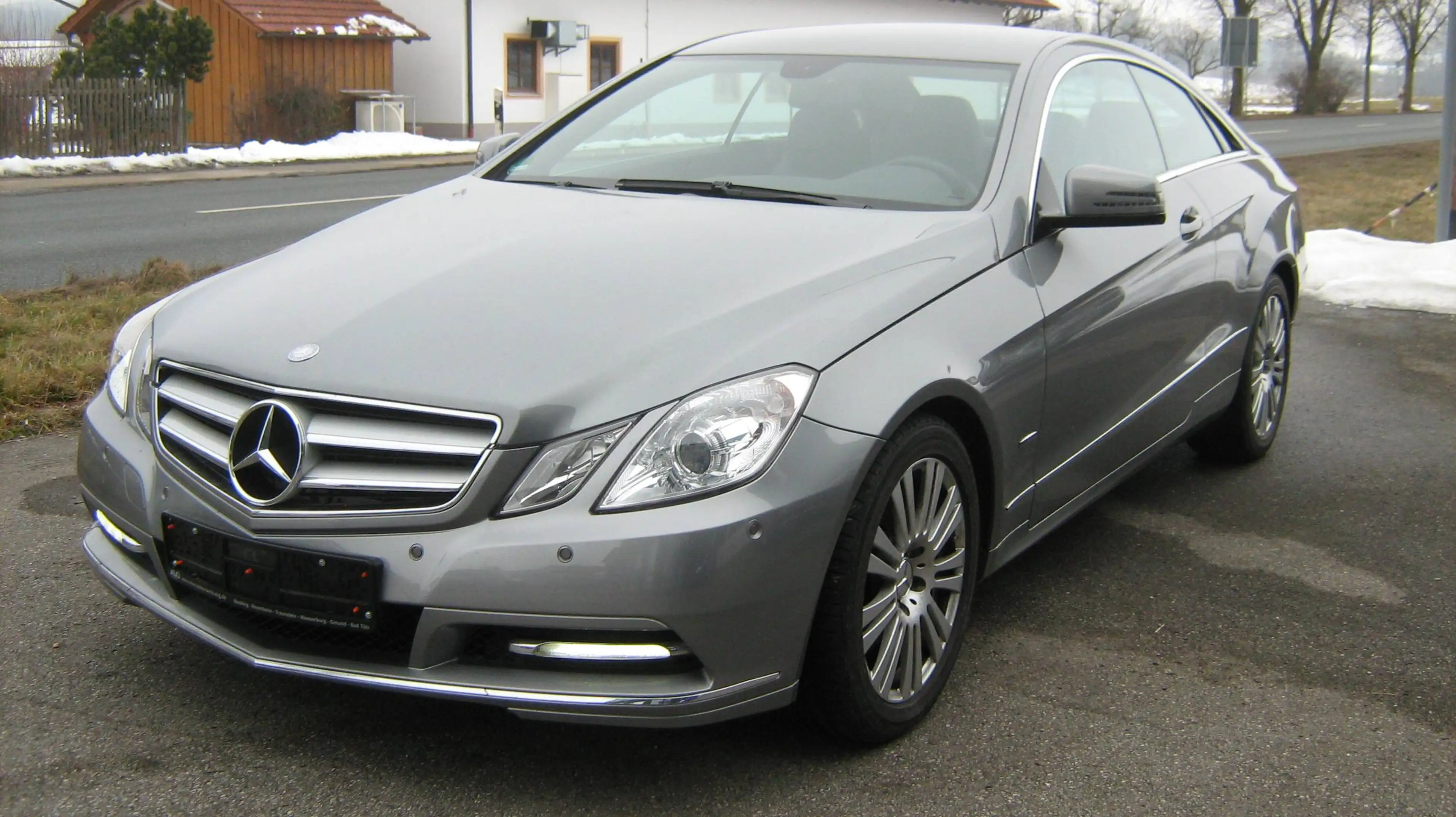 Mercedes-Benz E 350 E 350 CDI BlueEfficiency (207.323)