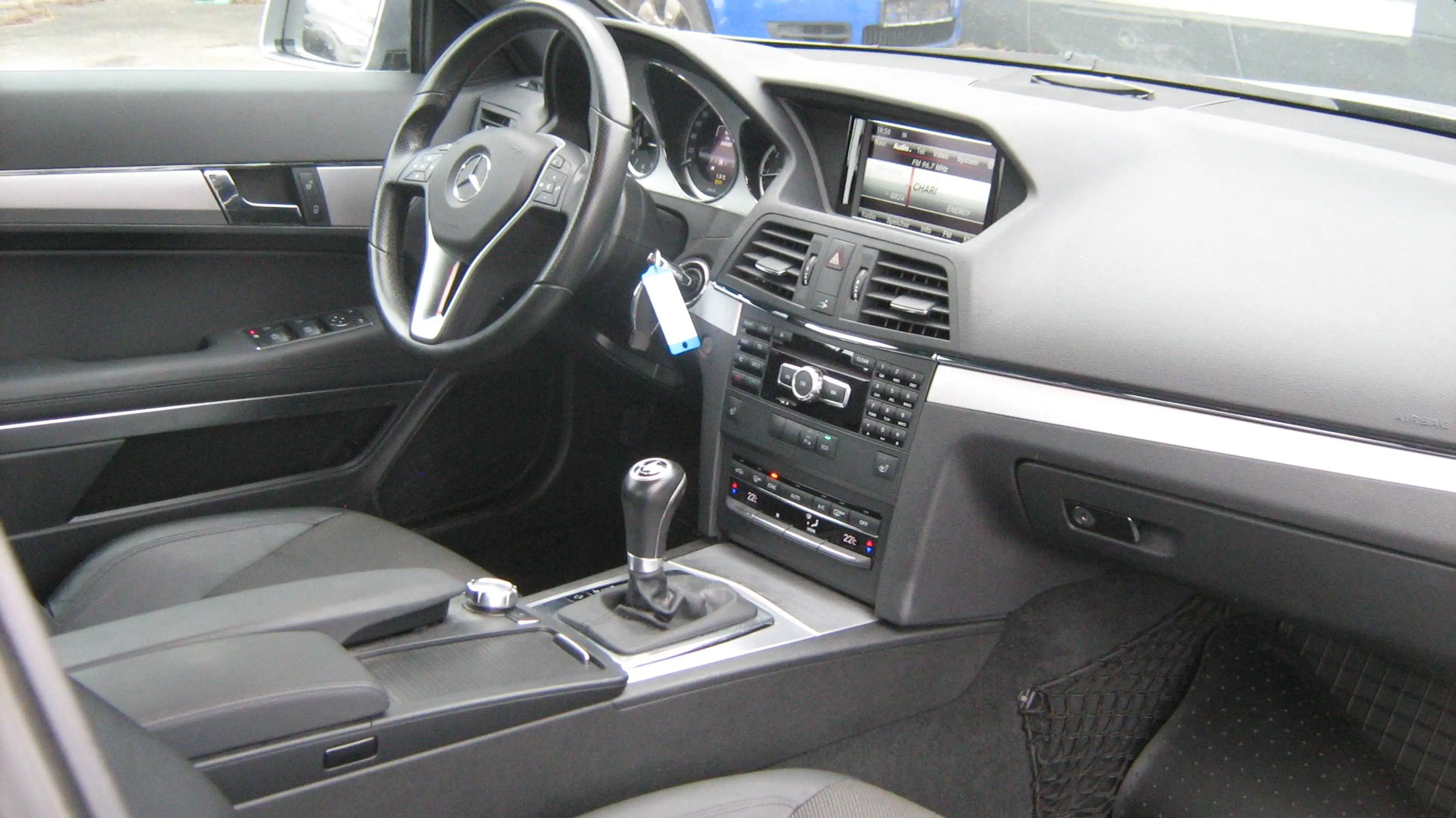 Mercedes-Benz E 350 E 350 CDI BlueEfficiency (207.323) — photo 12