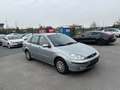 Ford Focus 1.6 Ghia *AUTOMATIKGETRIEBE*TÜV 07-2026* Silber - thumbnail 1