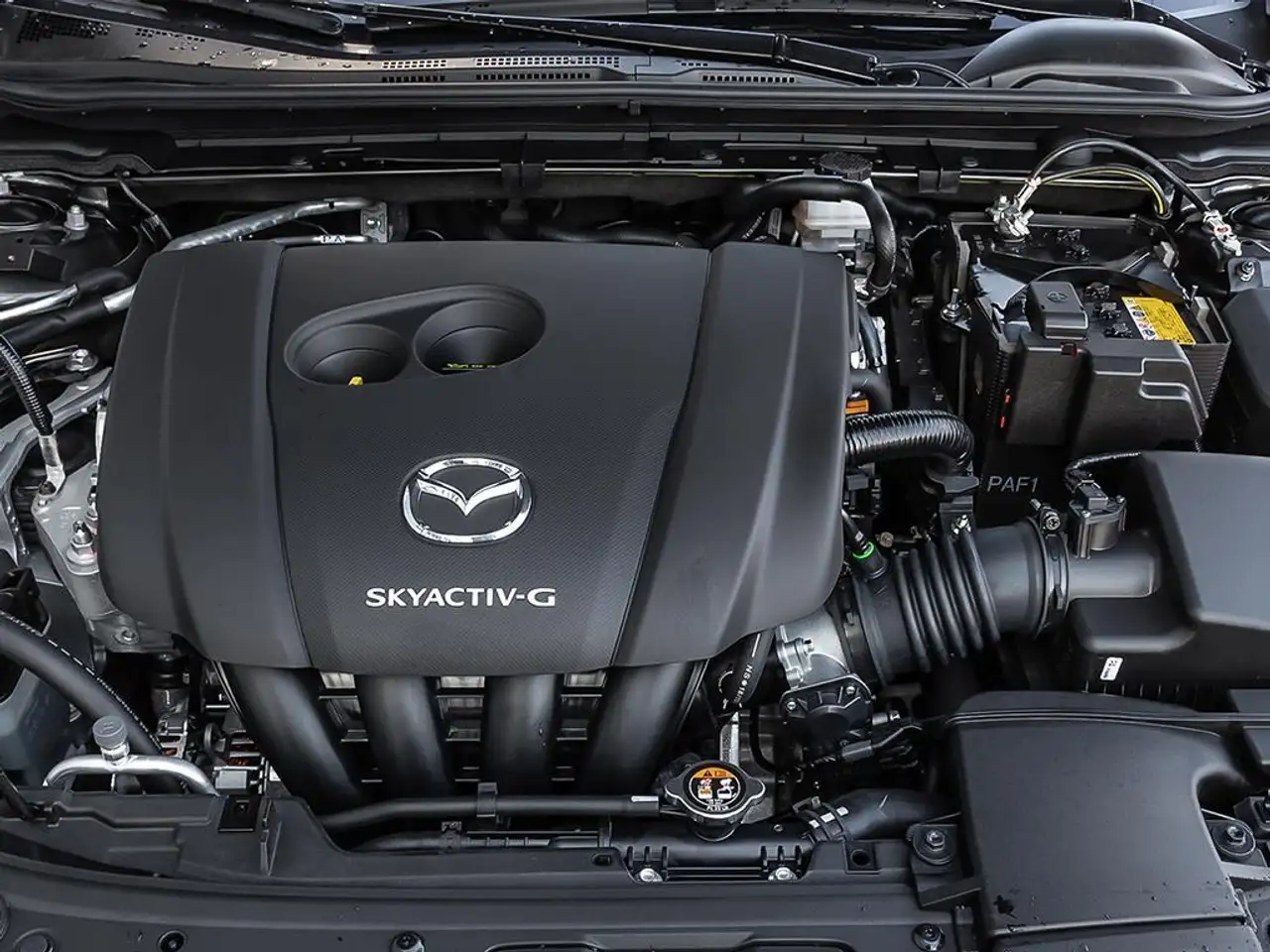 Mazda 3 снимка Mazda 3