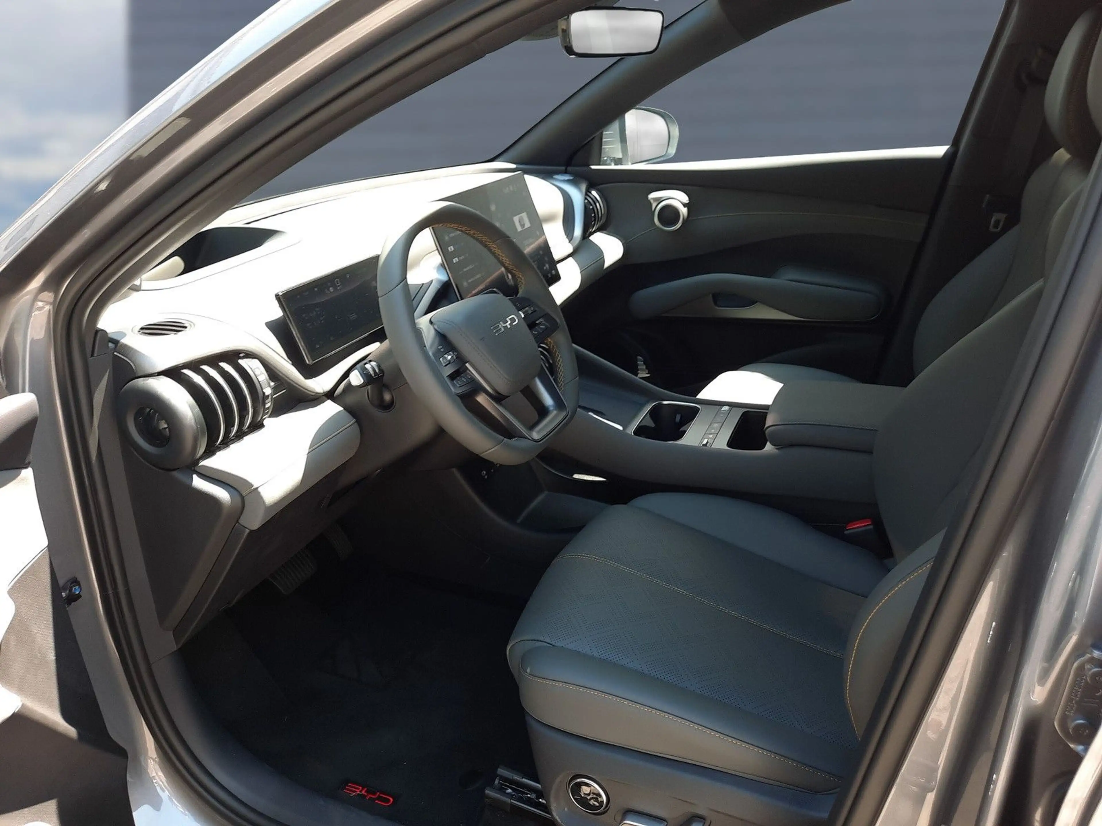 BYD Atto 3 EVO Excellence AWD — photo 10