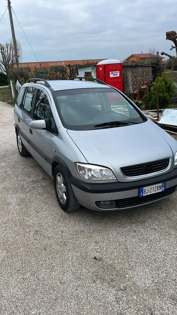 Opel Zafira 2.0 di 16v CDX - 2