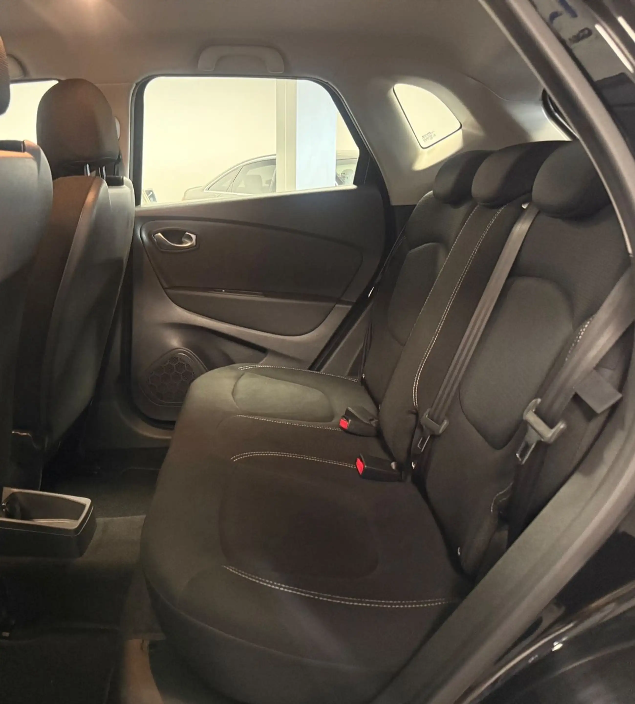 Renault Captur TCe 90 Life Klima*Tempomat*PDC*LED* — photo 9