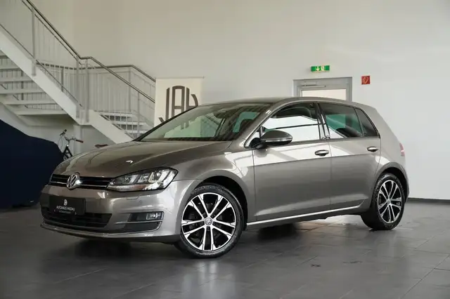 Volkswagen Golf VII Allstar BMT *AUT*NAV*SHZ*ACC*