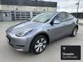 Tesla Model Y Rear-Wheel Drive Plateado - thumbnail 2