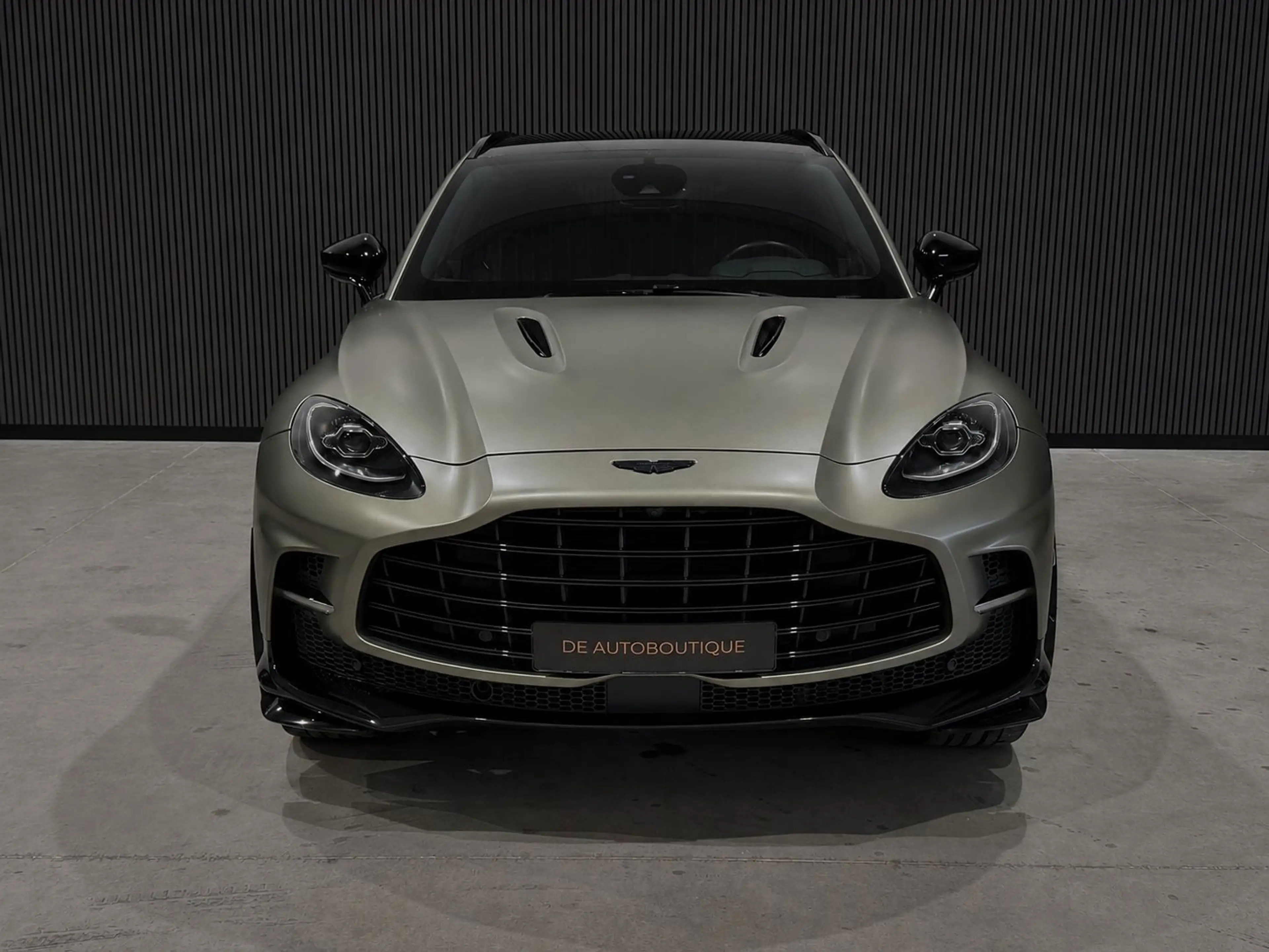 Aston Martin DBX 4.0 V8 707 — photo 13