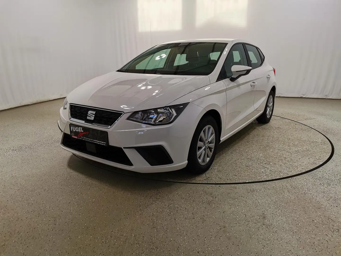 SEAT Ibiza 1.0 MPI Style Navi|Klima Weiß - 2