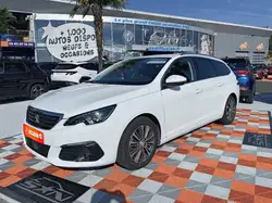 Peugeot 308 BlueHDi 130 BV6 ALLURE PACK Full LEDS Attelage
