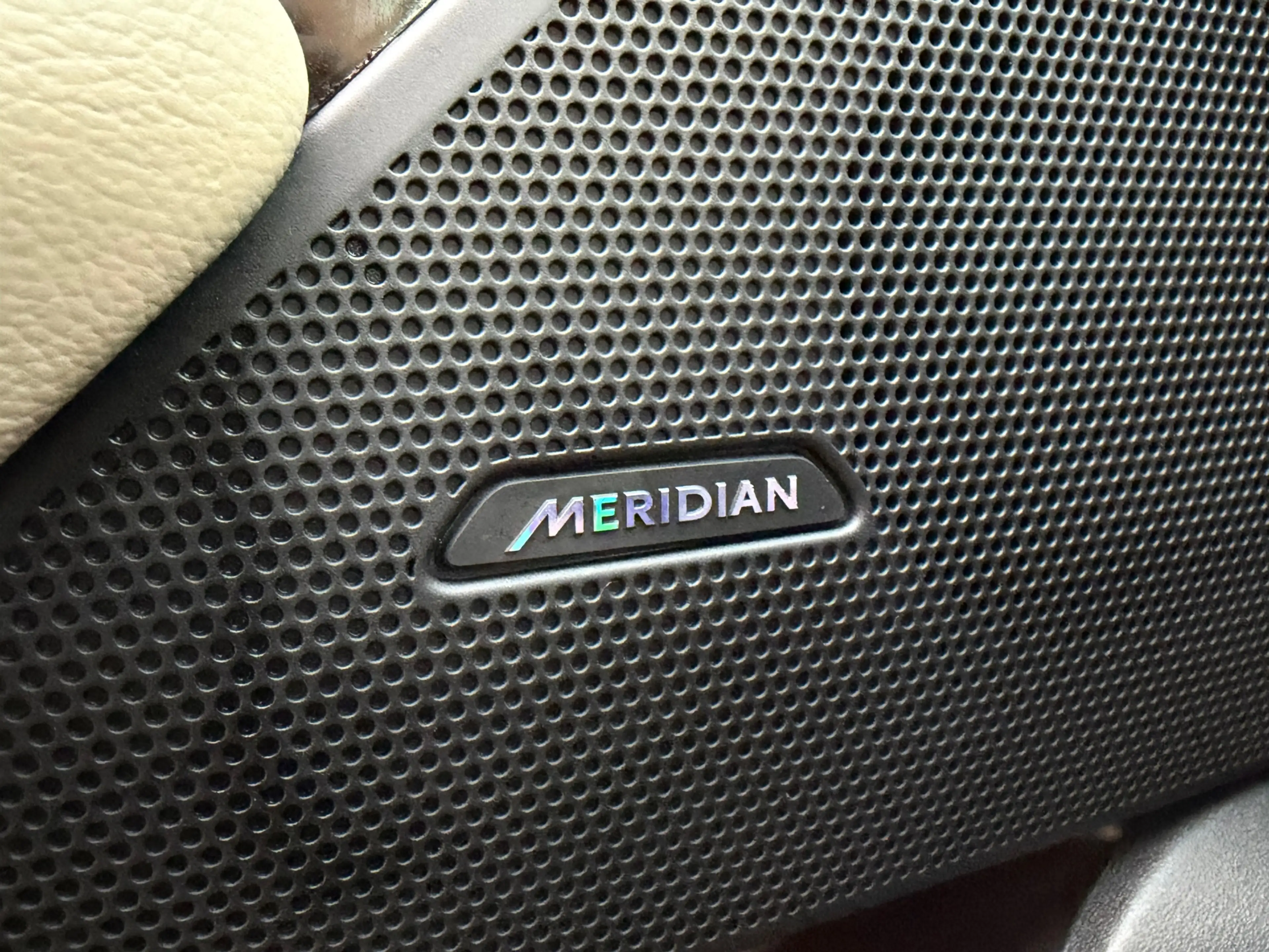Land Rover Range Rover Velar 2.0 Turbo AWD Meridian Memory Leer Carplay Camera — photo 5