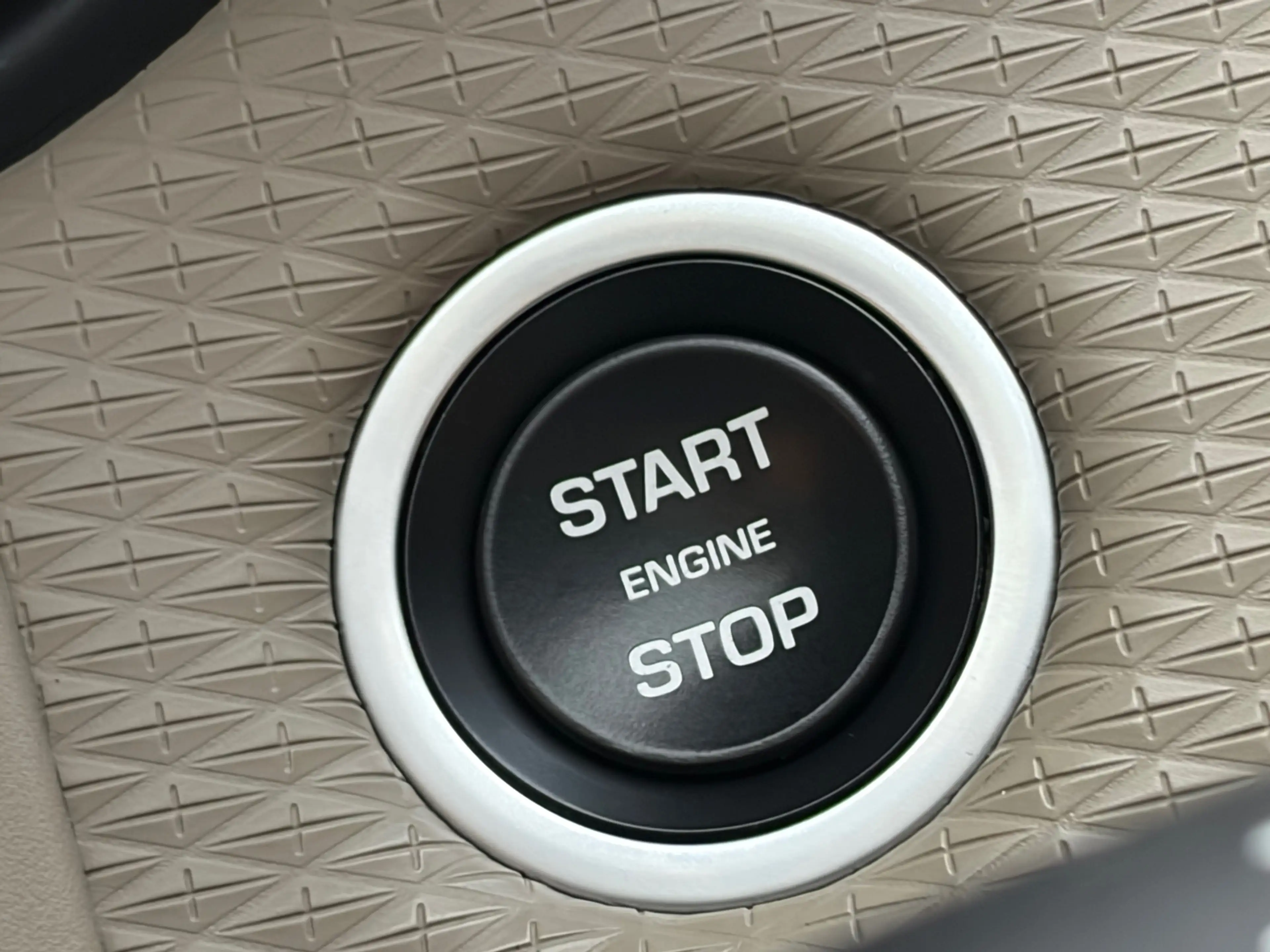 Land Rover Range Rover Velar 2.0 Turbo AWD Meridian Memory Leer Carplay Camera — photo 43