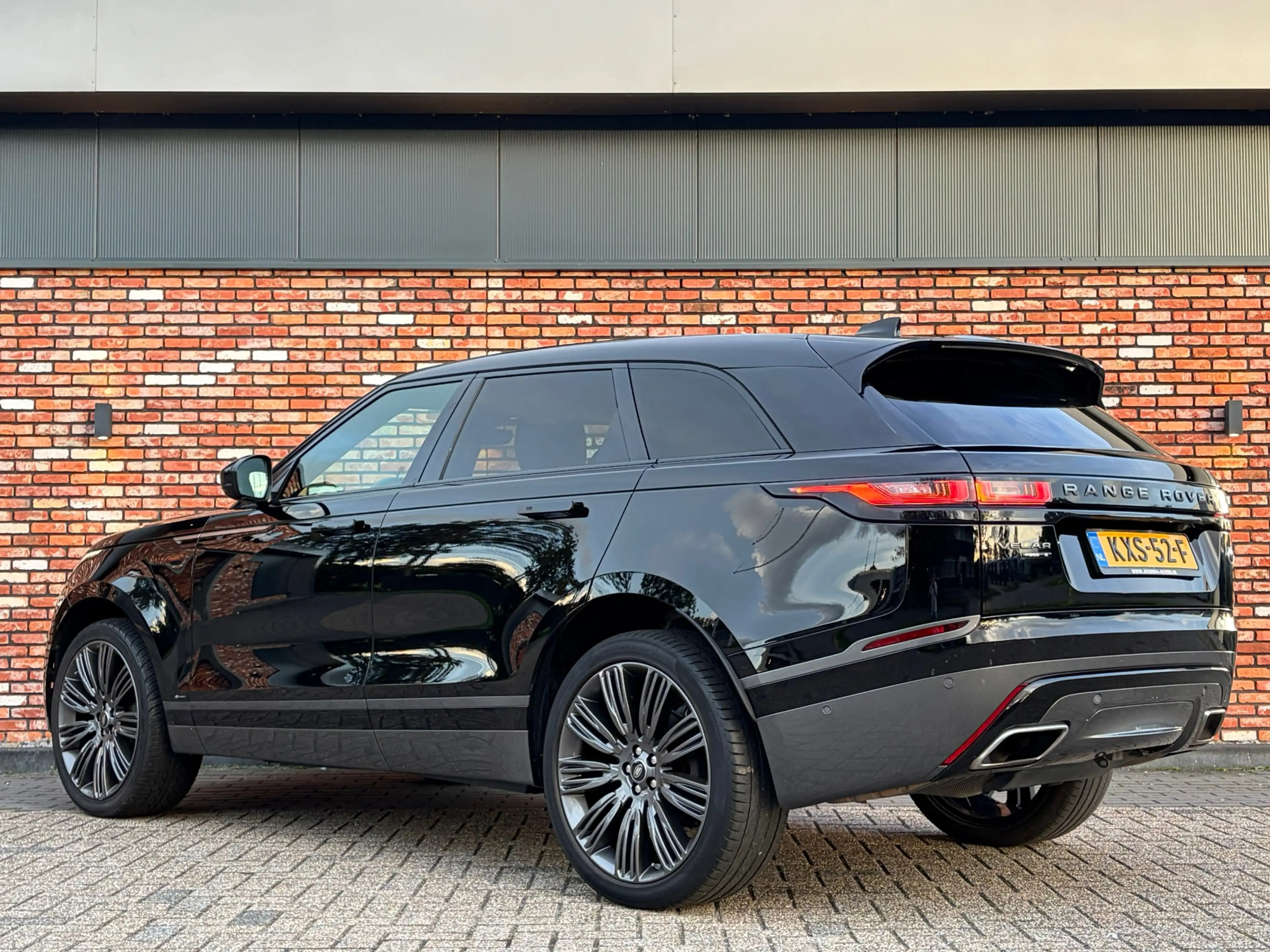 Land Rover Range Rover Velar 2.0 Turbo AWD Meridian Memory Leer Carplay Camera — photo 2
