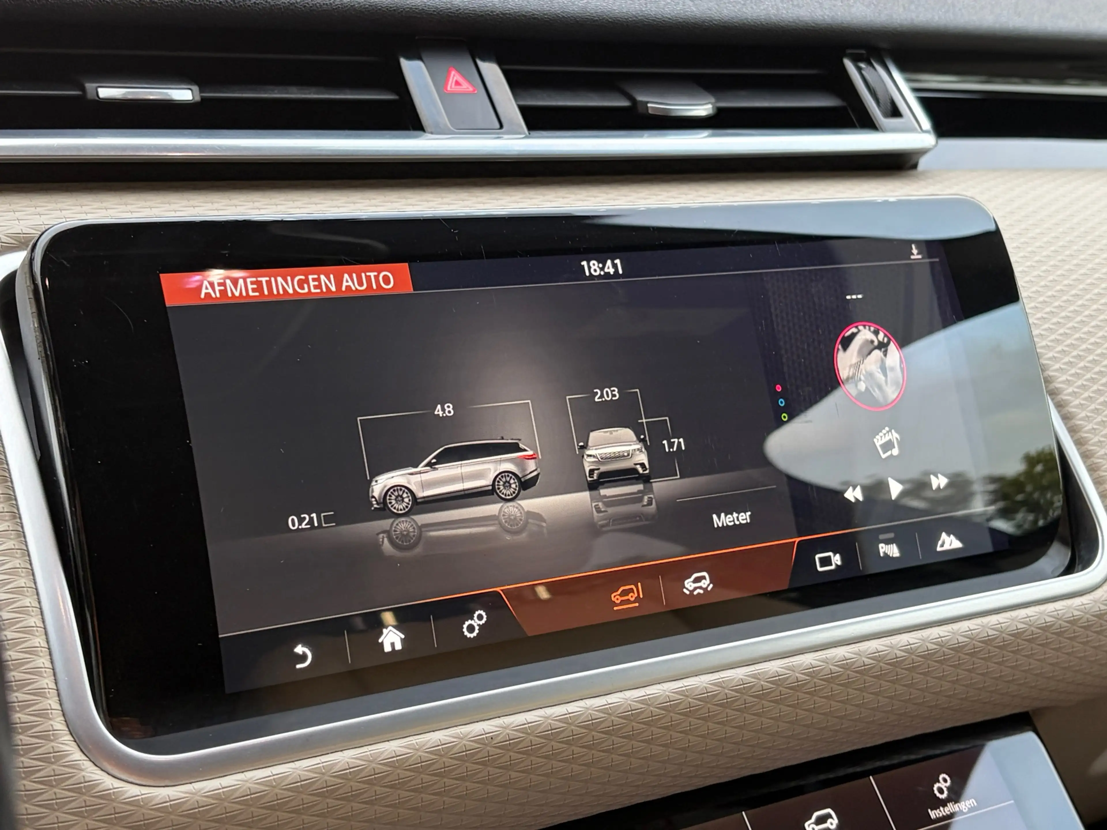 Land Rover Range Rover Velar 2.0 Turbo AWD Meridian Memory Leer Carplay Camera — photo 48