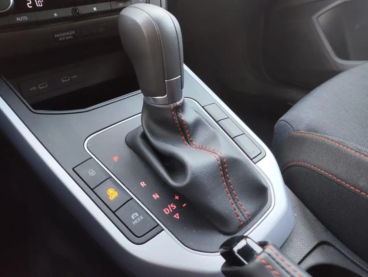 SEAT Arona 1.0 TSI FR DSG Navi LED SHZ PDC, миниатюра 13