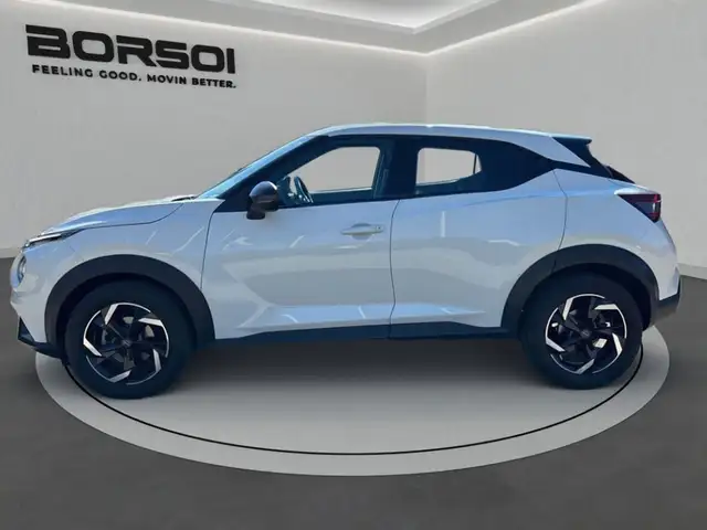 Nissan Juke view 2