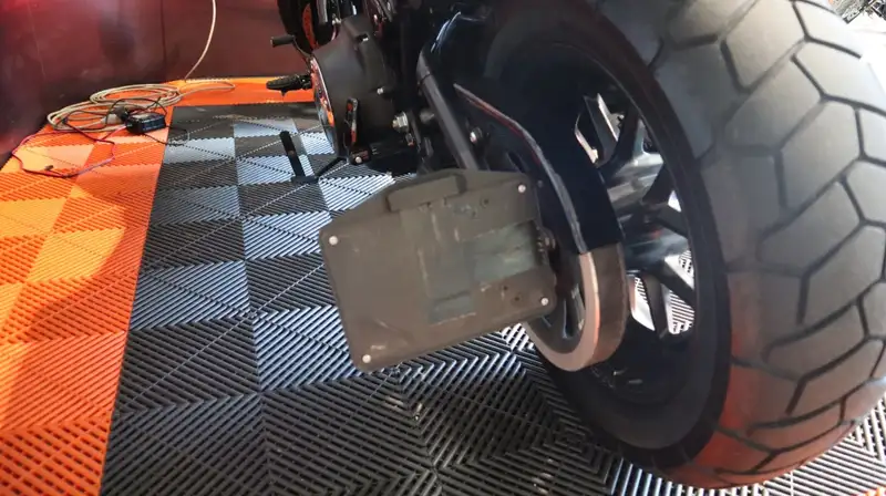 Harley-Davidson Fat Bob - foto 6