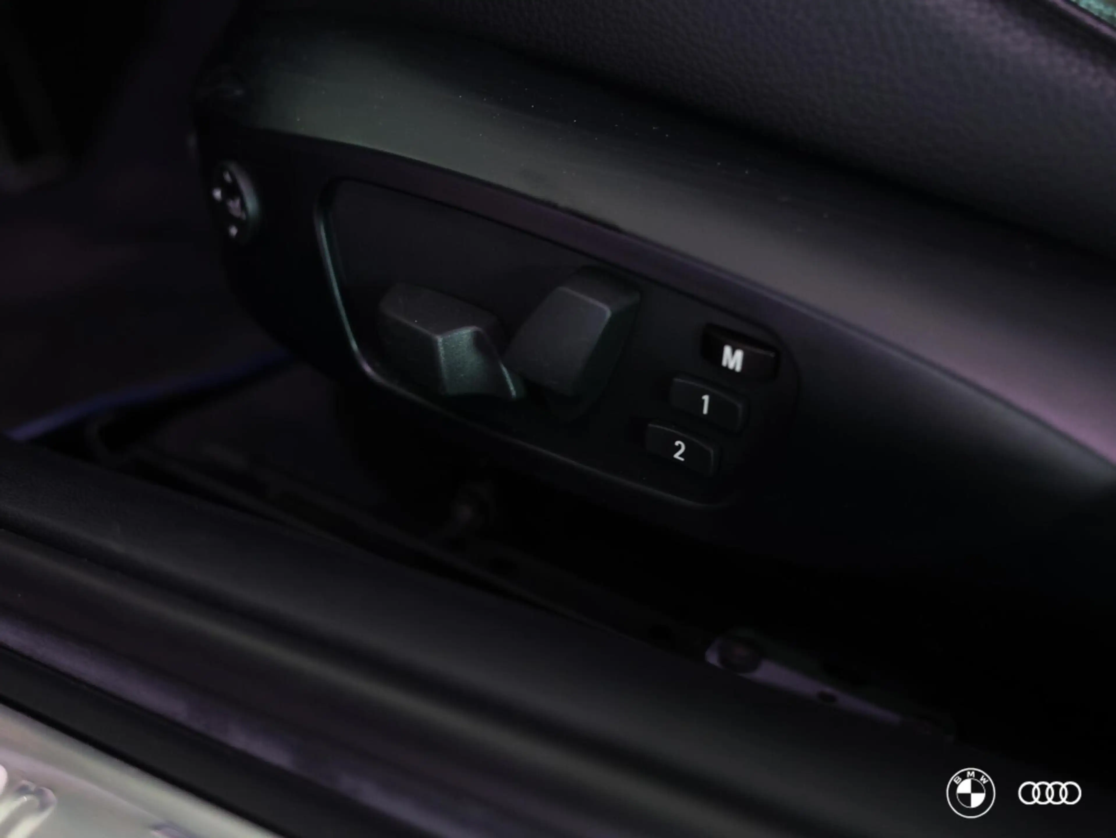 BMW 325 325i M SPORT / NL AUTO/ 2e Eig / SCHUIFDAK / MEMOR — photo 7