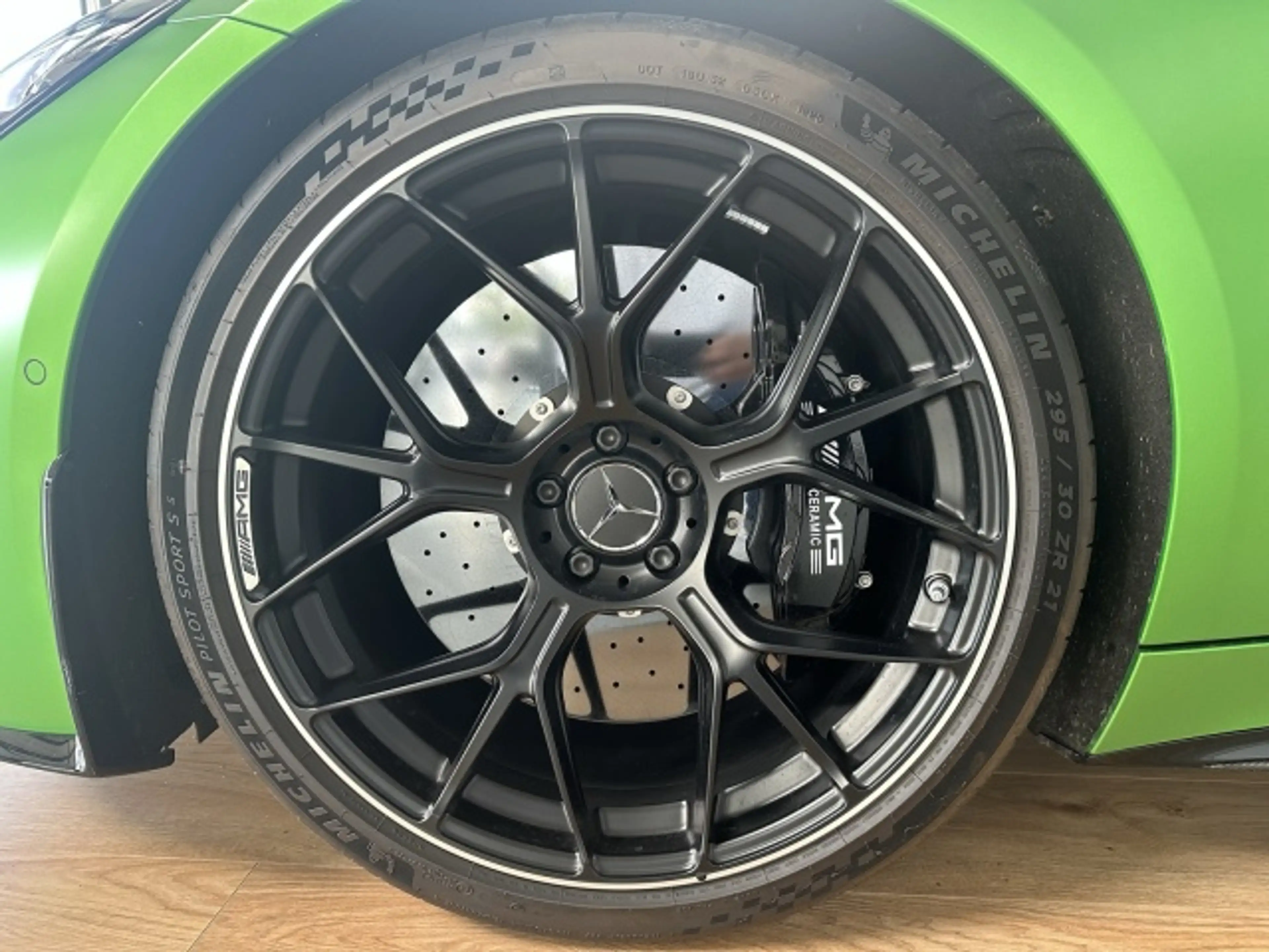 Mercedes-Benz AMG GT Mercedes-AMG GT63 PRO 4M+ PANO+BURMESTER+HUD+21" — photo 4