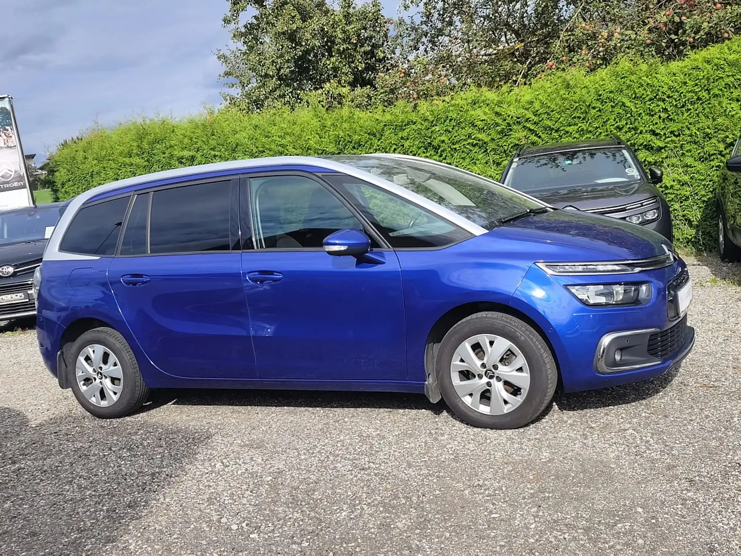 Citroen Grand C4 Picasso PureTech 130 S&S 6-Gang Feel Edition 7-Sitzer A... Blau - 1