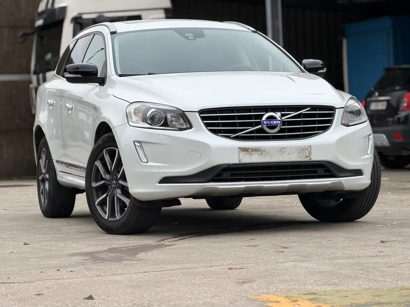Volvo XC60 T6 Benzine-Navi-Pano-Xenon-4x4-Leder-Full Weiß - 2