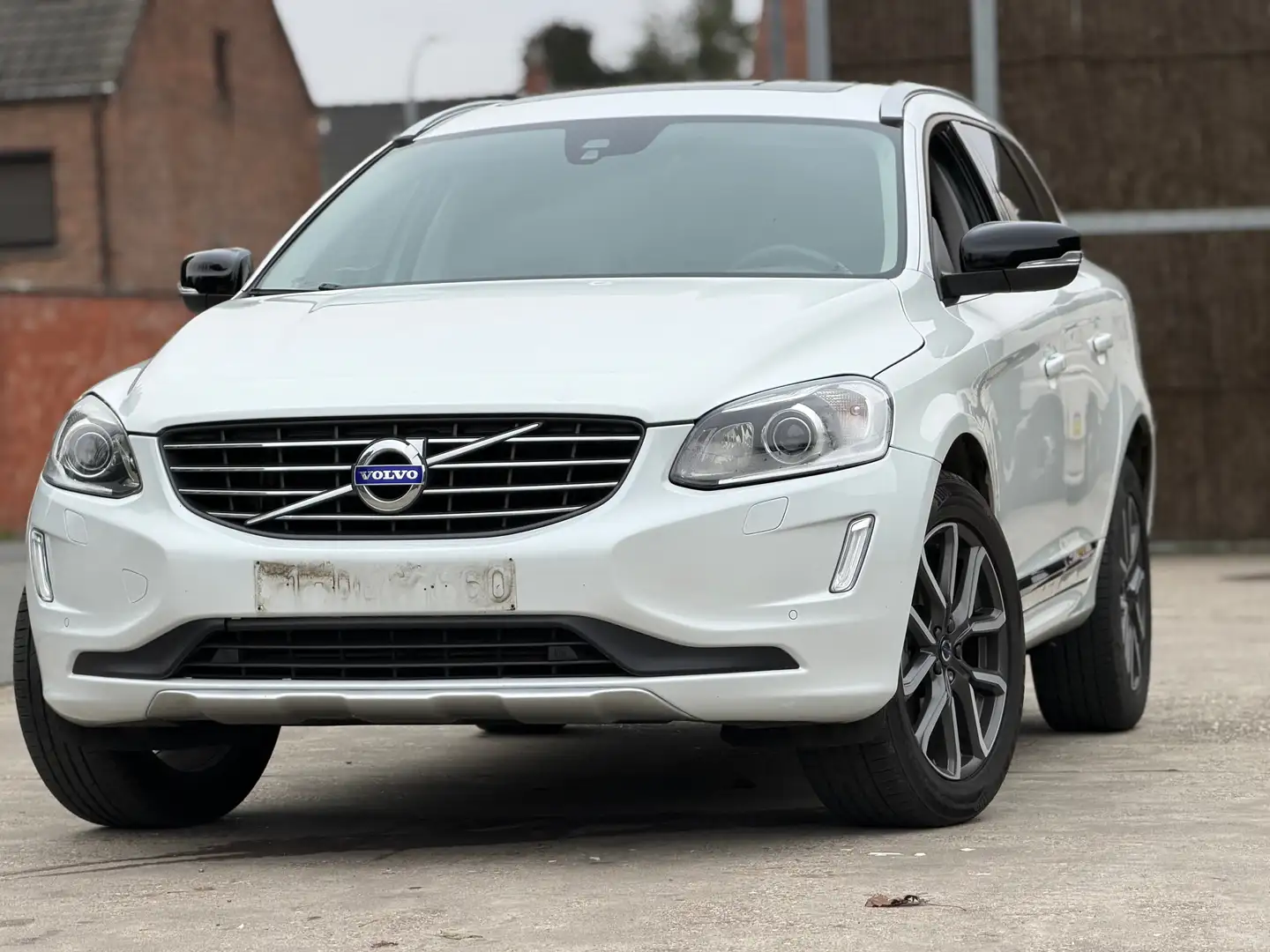 Volvo XC60 T6 Benzine-Navi-Pano-Xenon-4x4-Leder-Full Weiß - 1