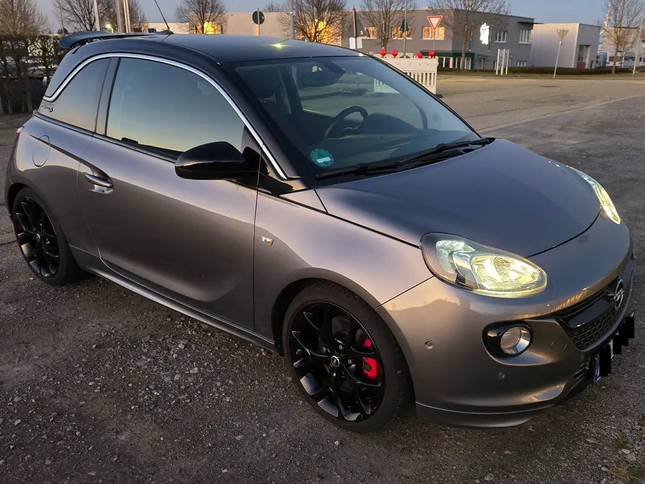 Opel Adam