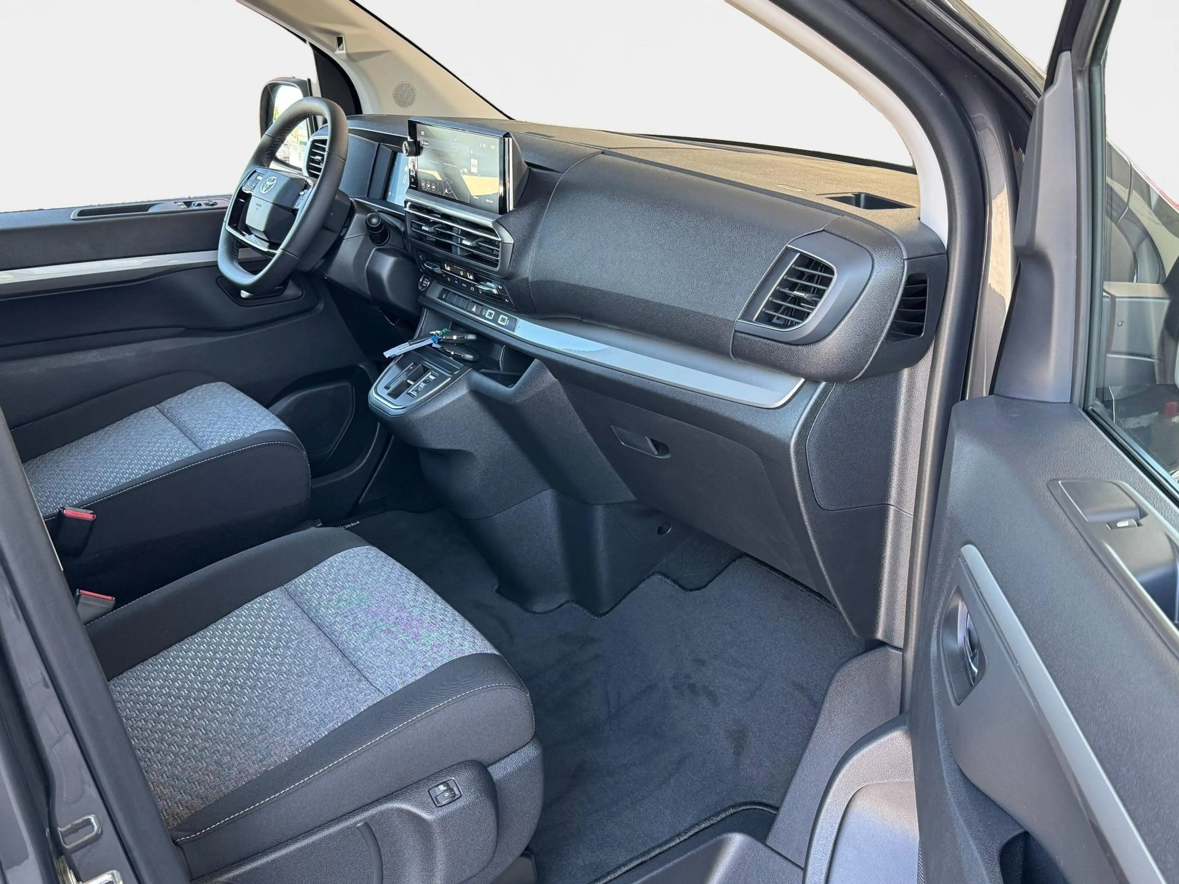 Toyota Proace Verso 2,0 D-4 L2 8-Sitzer ACC 2ZoKlima Navigati... — photo 8