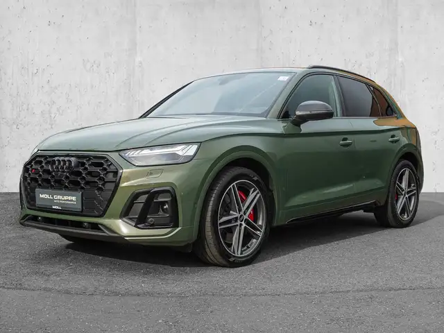 Audi SQ5 view 2