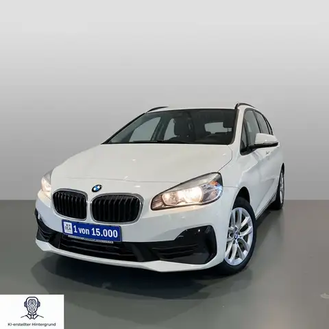 BMW 225