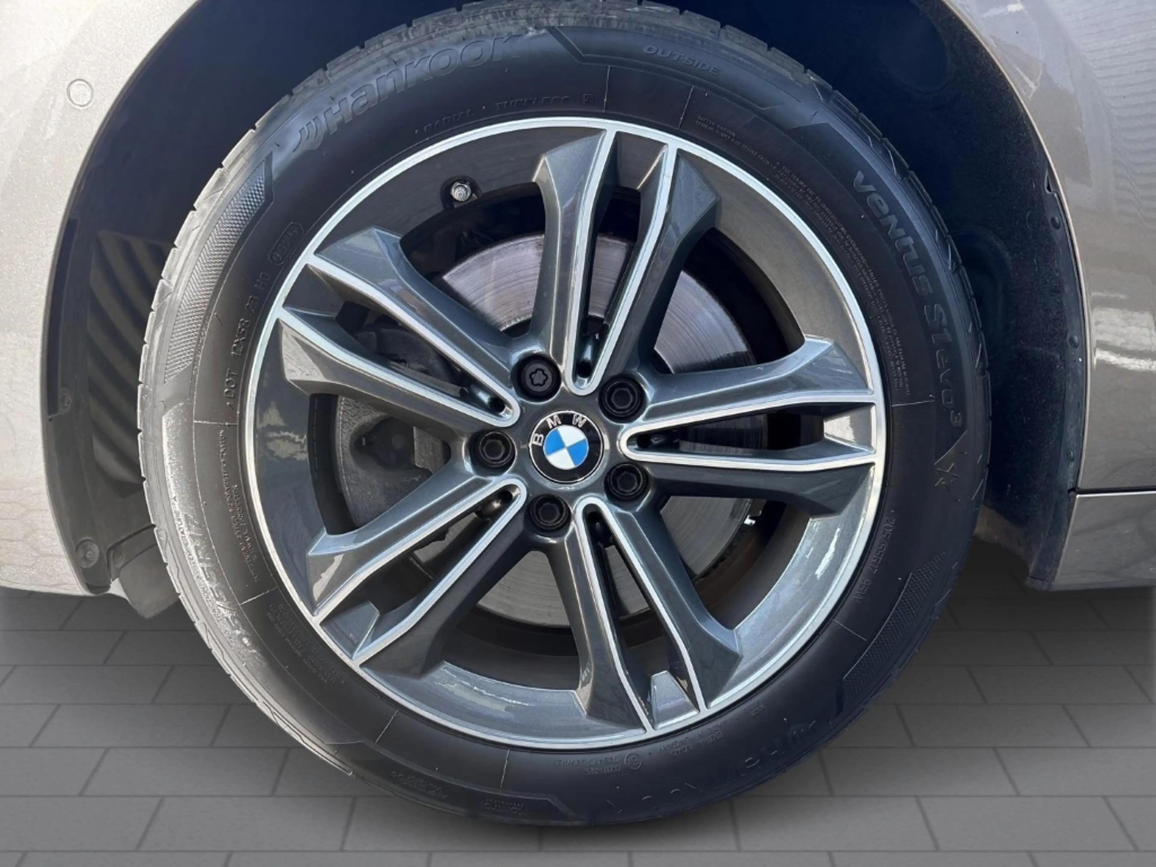 BMW 218 Gran Tourer d HUD El. Panodach Panorama Navi Memor — photo 6