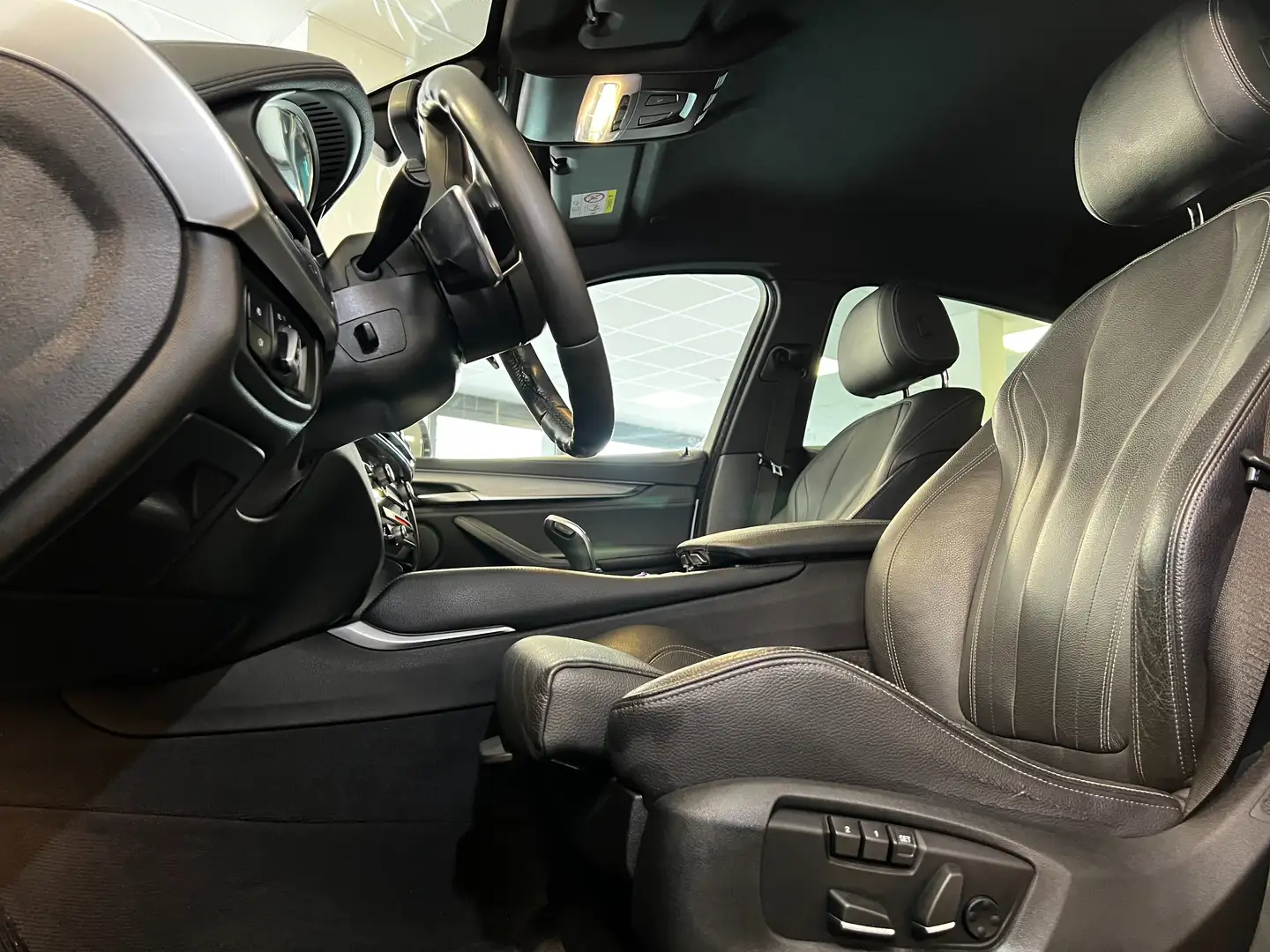 BMW X6 xDrive30d 249CV Msport NAVI / HARMAN/KARDON Bianco - 2