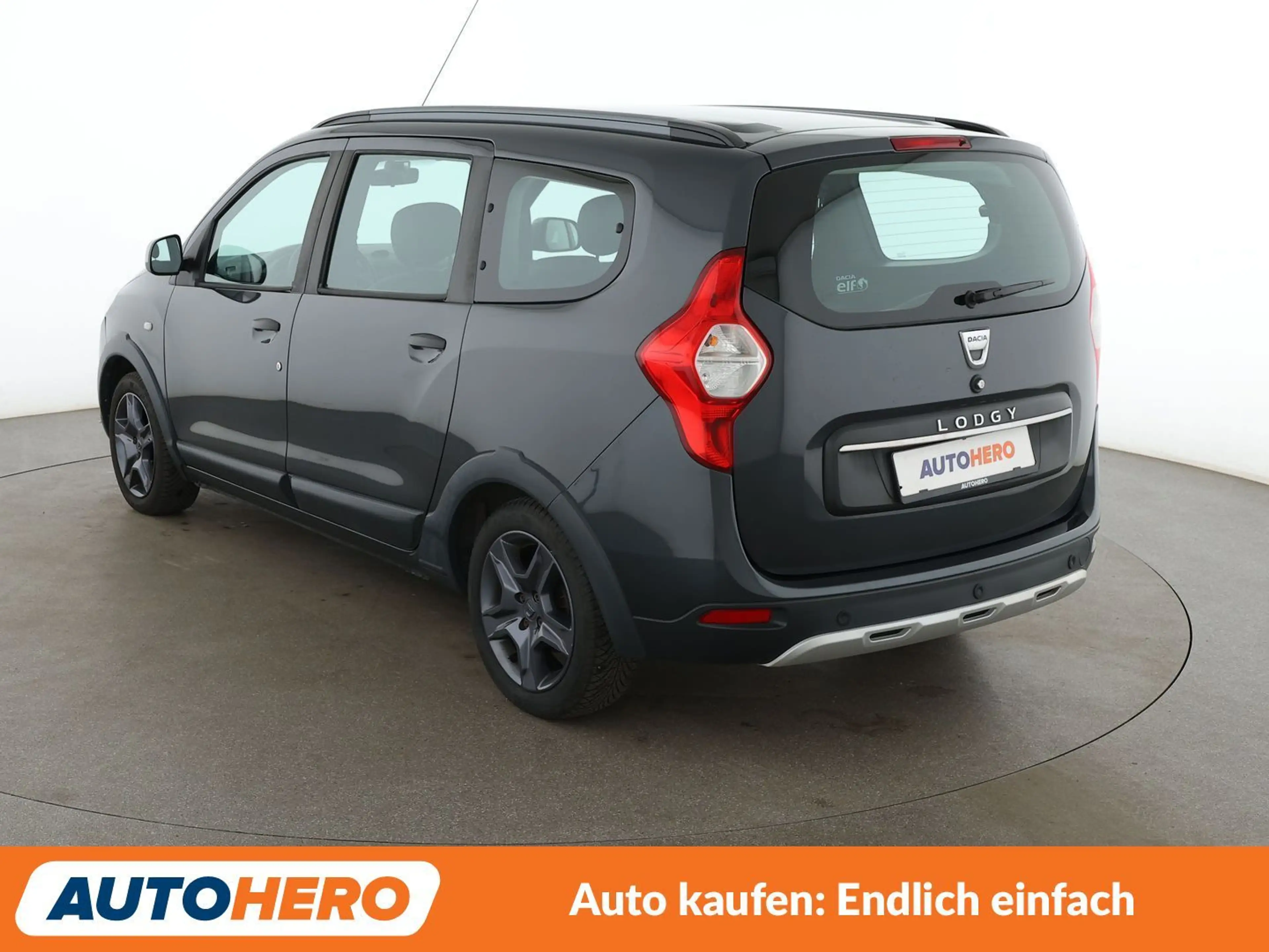 Dacia Lodgy 1.6 SCe Stepway*NAVI*TEMPO* — photo 4