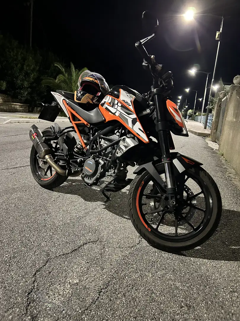KTM 125 Duke - 1