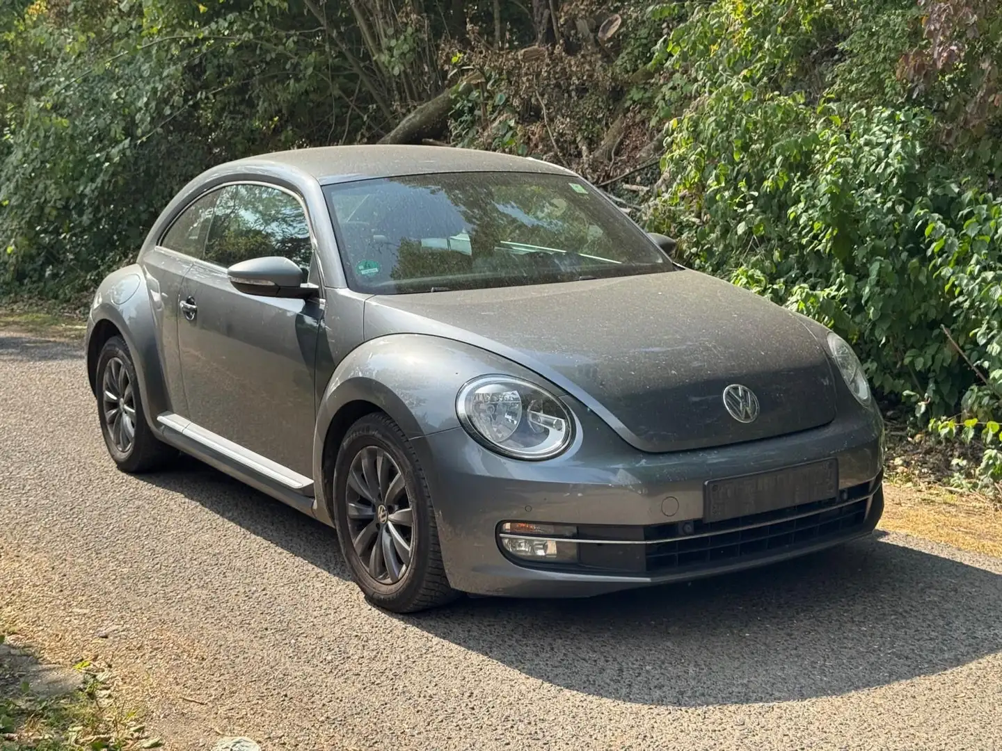 Volkswagen Beetle 1.2TSI Euro5 KLIMA 77KW Grau - 1