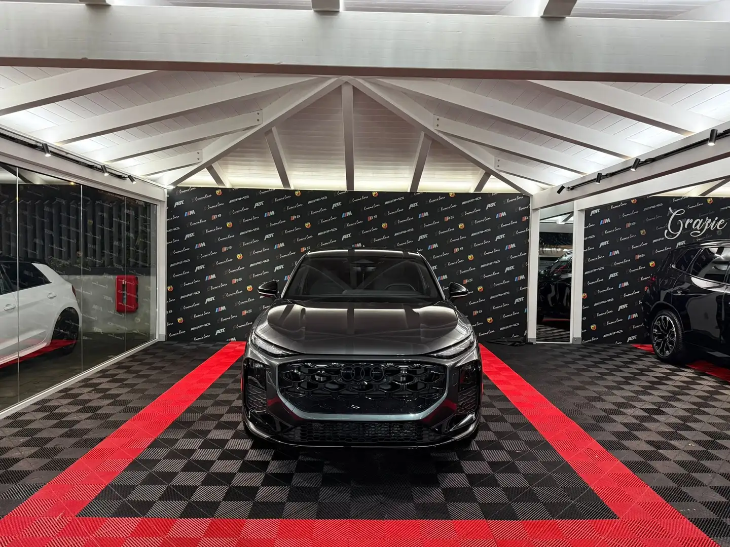 Audi Q3 Sportback 2.0 tdi S line edition 150cv s-tronic Grigio - 2