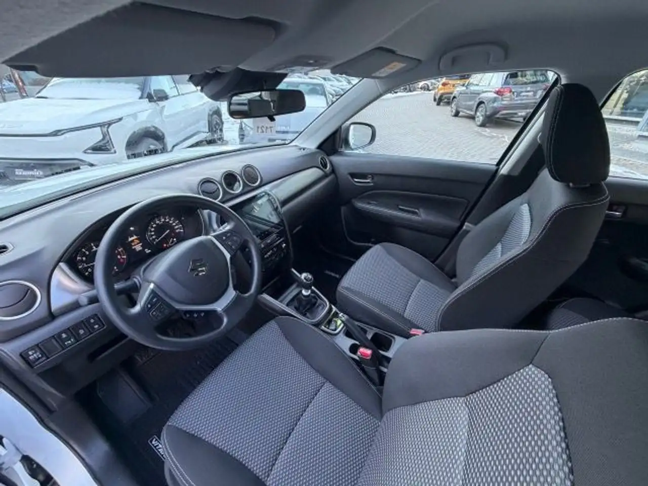 Suzuki Vitara VITARA 1.4 BOOSTERJET HYBRID CLUB 13