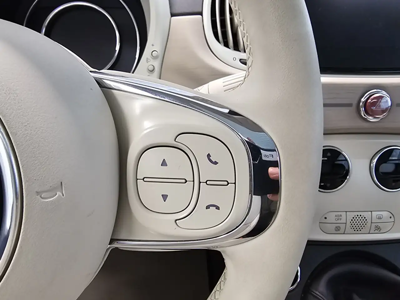 Fiat 500 DolceVita PDC,App-Connect,Pano,Alufelgen, миниатюра 14