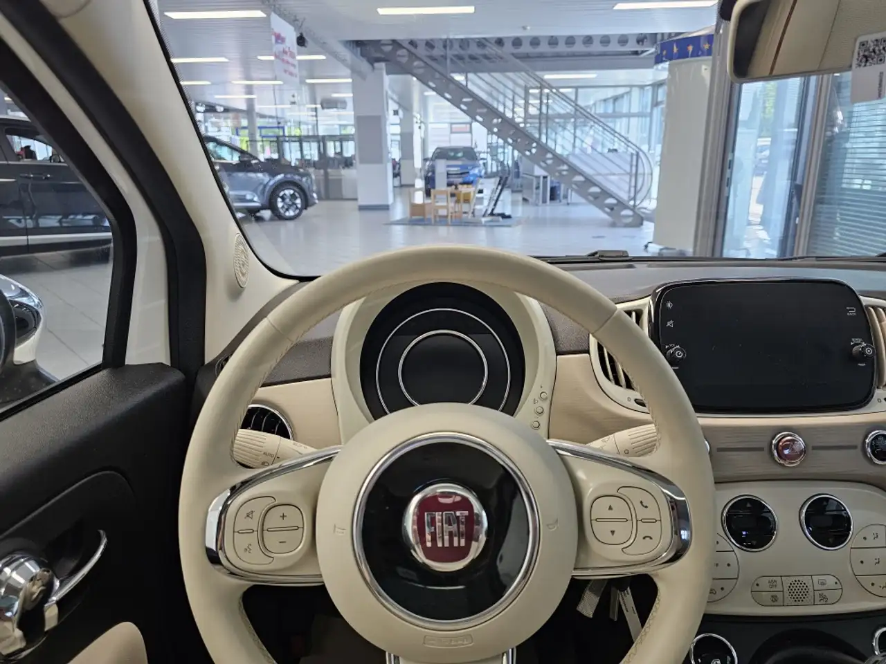 Fiat 500 DolceVita PDC,App-Connect,Pano,Alufelgen, миниатюра 17