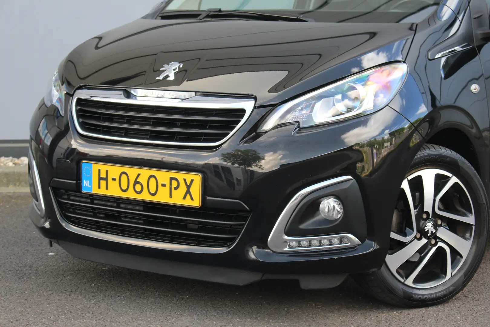 Peugeot 108 1.0 e-VTi Allure | Camera | Carplay | Climate | Na Noir - 2