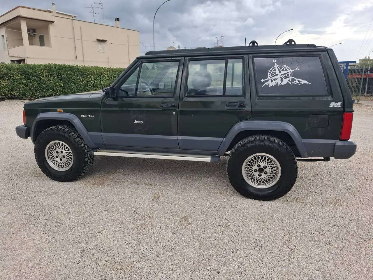 Jeep Cherokee 5p 2.5 td, foto 3