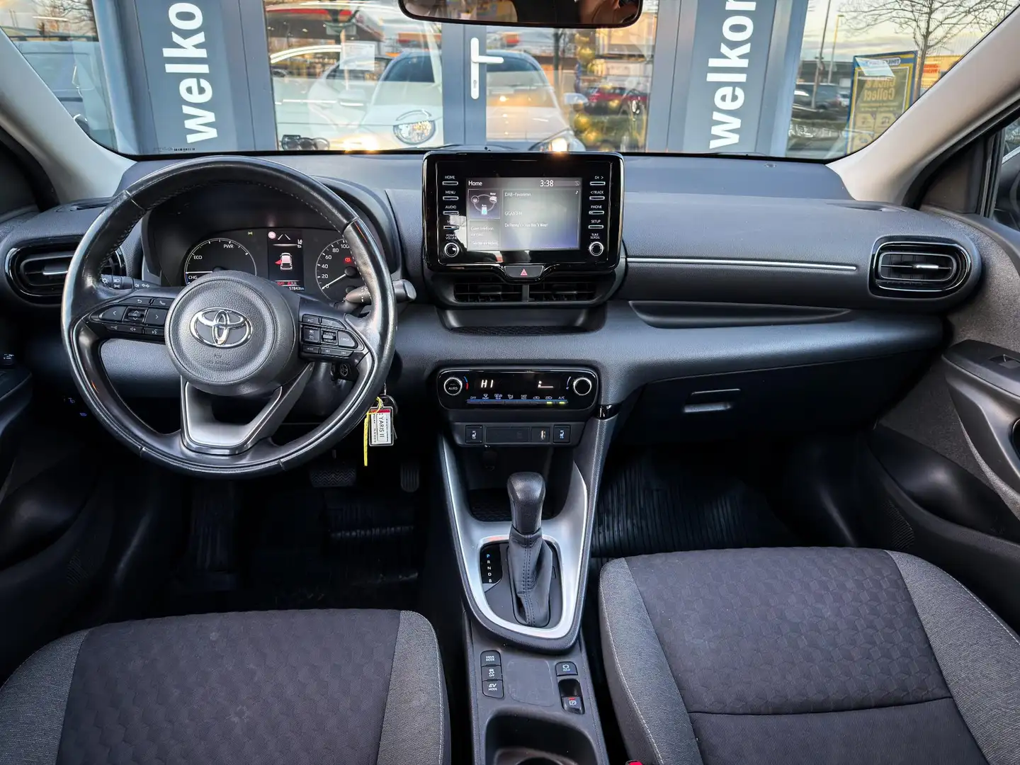 Toyota Yaris 1.5 Hybrid Active Stoel/stuurverwarming|Camera|Car Zilver - 2