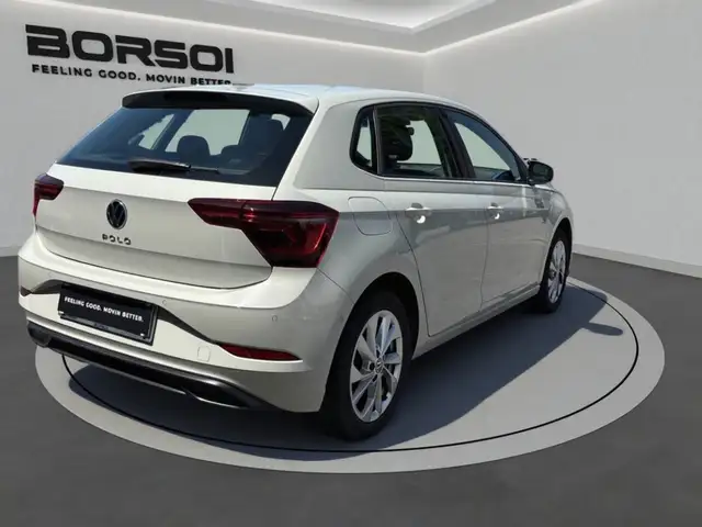 Volkswagen Polo view 5