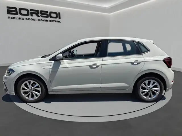 Volkswagen Polo view 2