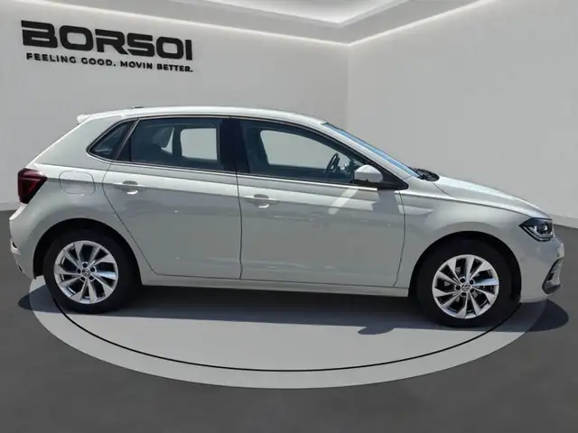 Volkswagen Polo view 6