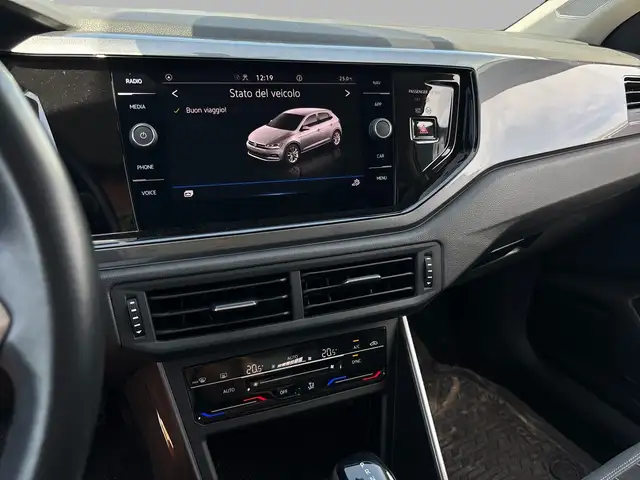 Volkswagen Polo view 12