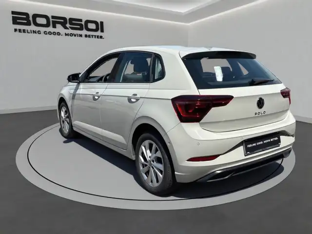 Volkswagen Polo view 3