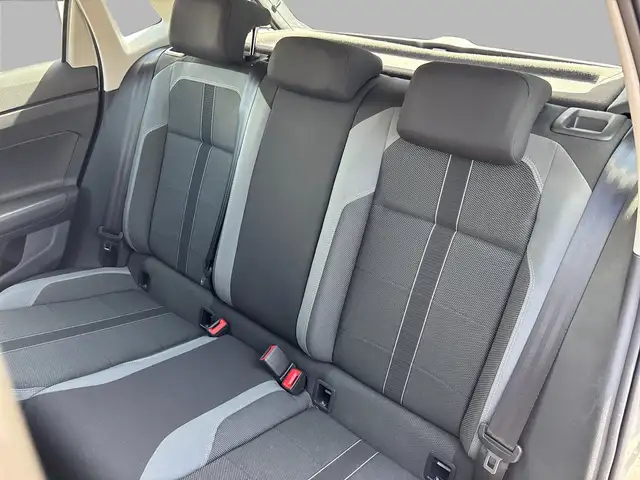 Volkswagen Polo view 15