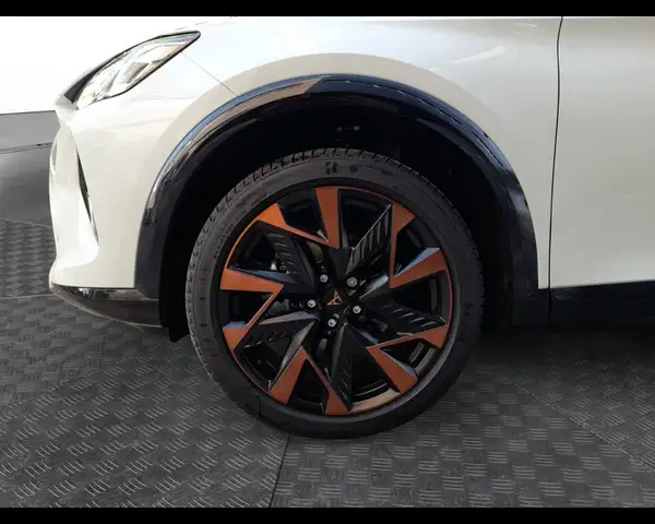 Cupra Formentor view 13