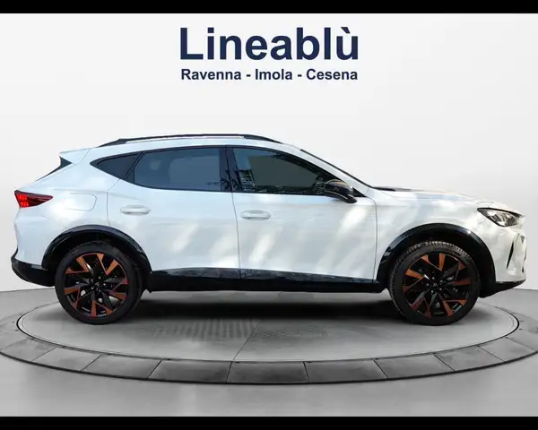 Cupra Formentor view 6