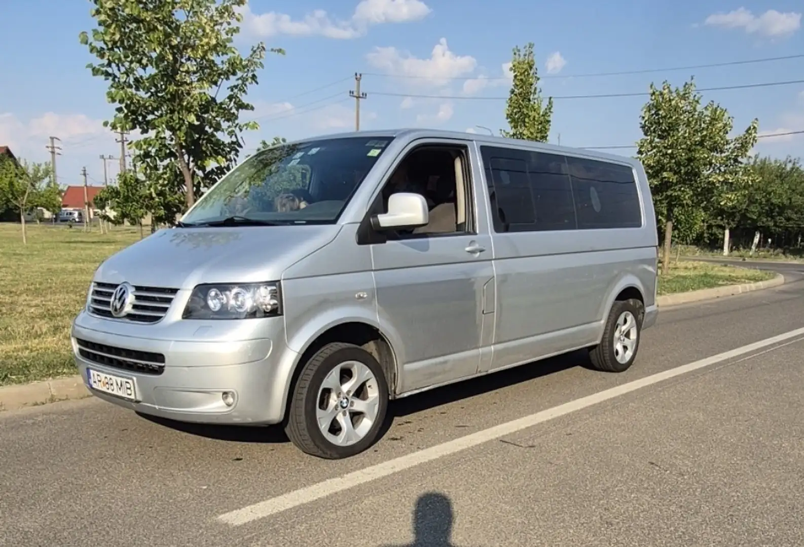 Volkswagen T5 Caravelle Lang Autm. DPF Comfortline - 2