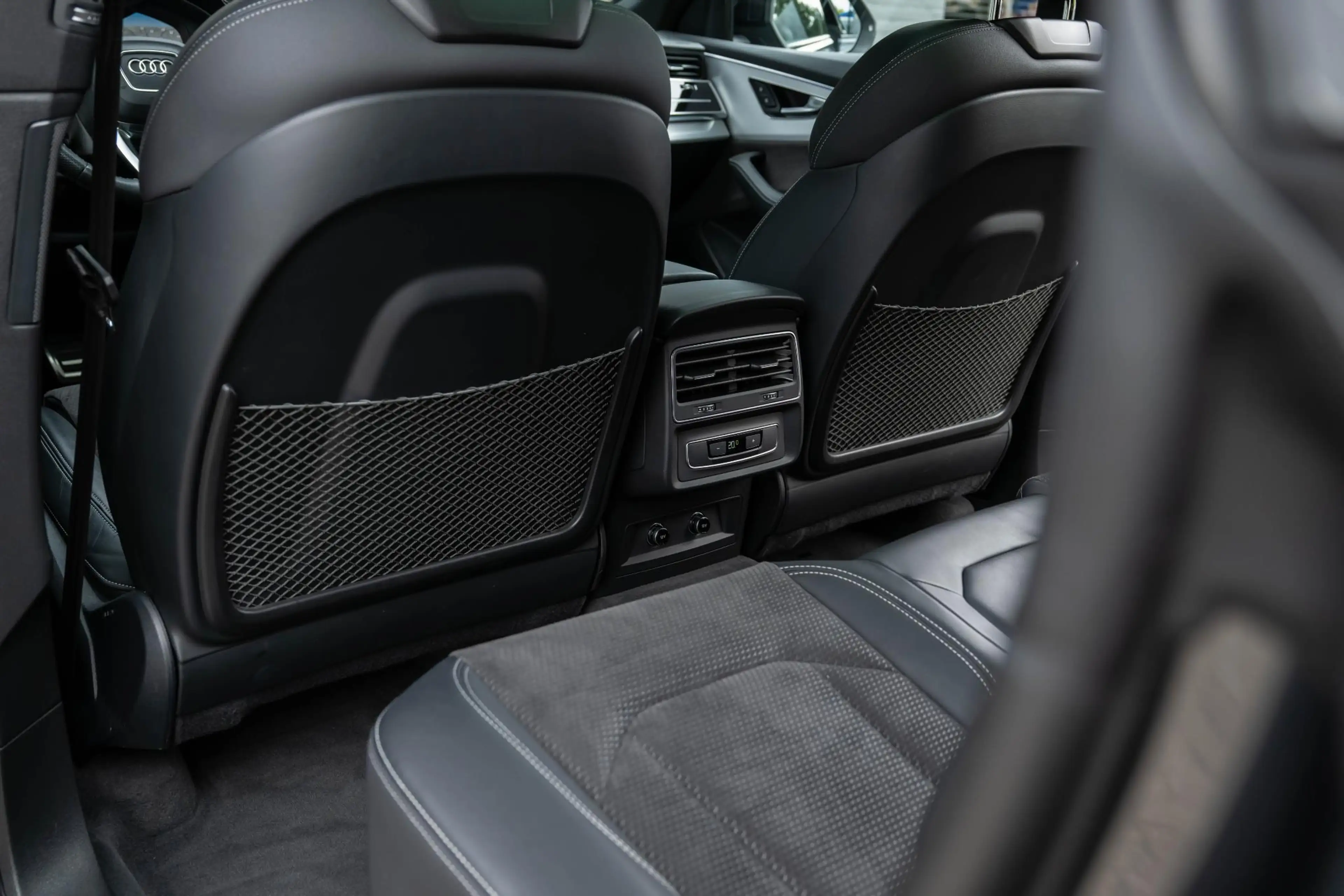 Audi Q8 55 TFSI e quattro Pro Line S Orig.NL 79000km Pano — photo 33